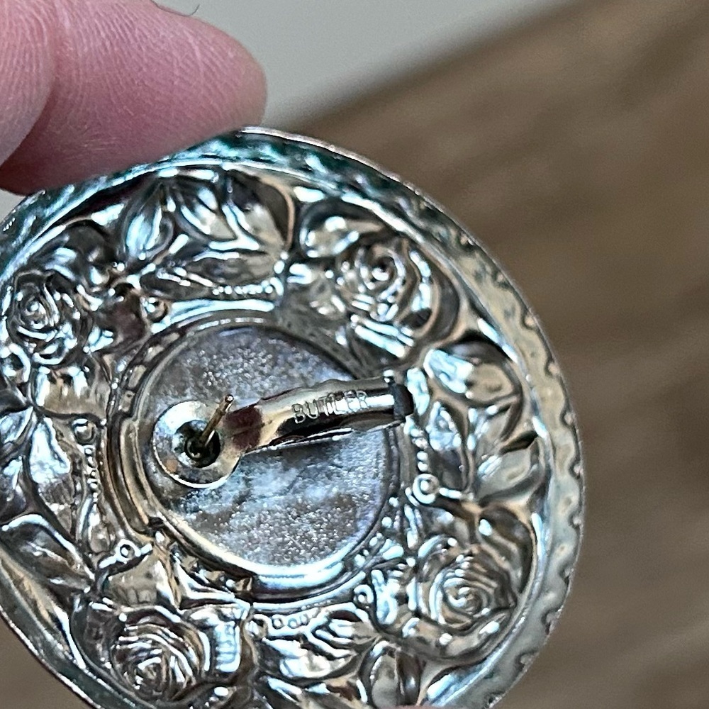 Butler Silvertone floral rose Abalone shell Button pierced ear boho hippie - Picture 3 of 7